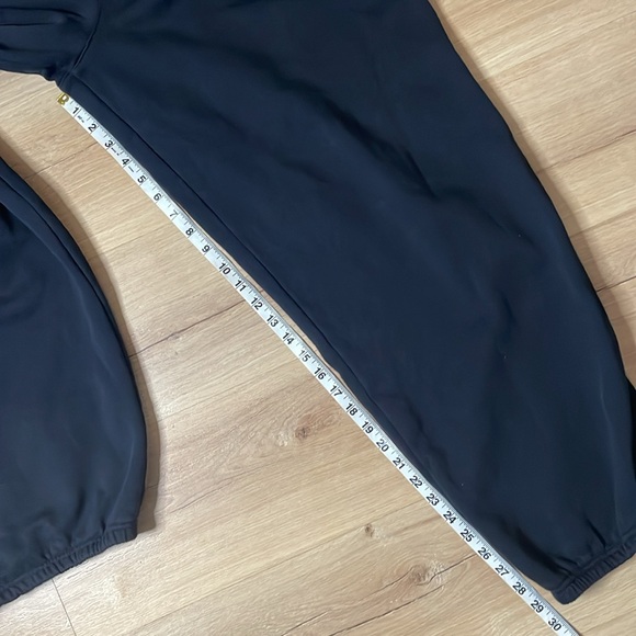 LL Bean Men's Sweatpants. Vintage. Large. Navy Blue. Great condition! - Picture 5 of 7